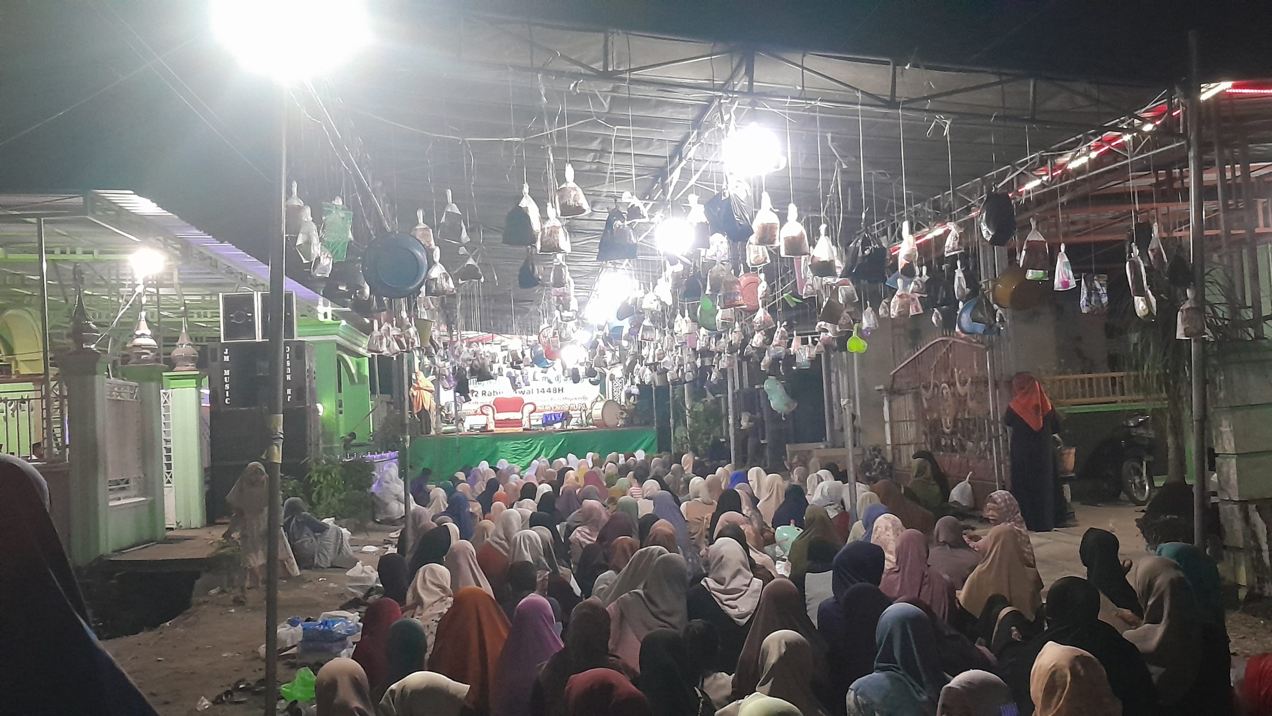 Jamaah Masjid Al Muhajirin, Adakan Pengajian Umum Bersama Bu Nyai Wafiqoh Jamilah Khotib_