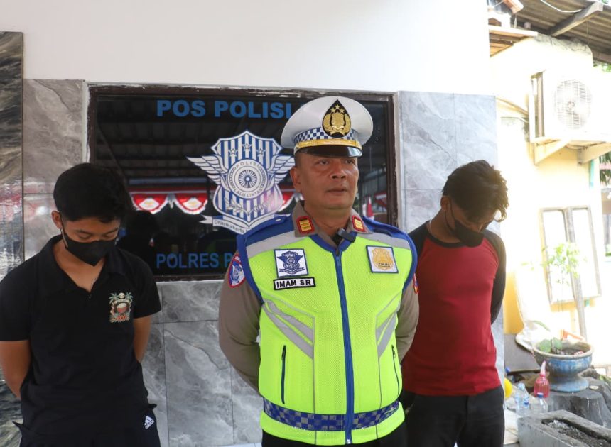 Polres Pelabuhan Tanjung Perak Beri Sangsi Tilang Pengemudi Truk Ugal-ugalan yang Viral di TikTok