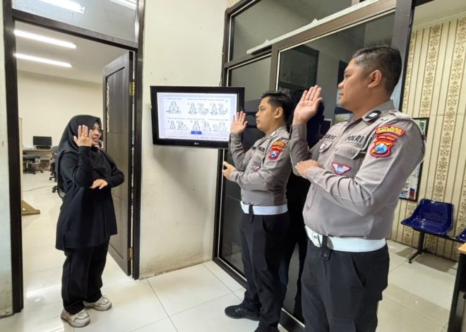 Polres Probolinggo Kota Latih Personel Satpas Bahasa Isyarat, Wujudkan Pelayanan Ramah Disabilitas