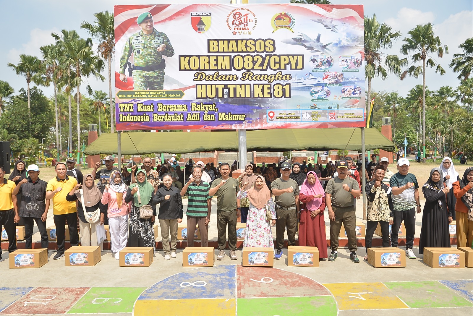 Kodim 0815/Mojokerto bersama Korem 082/CPYJ Gelar Baksos Kesehatan, Warga Mojokerto Raya Antusias Dapatkan Layanan Gratis