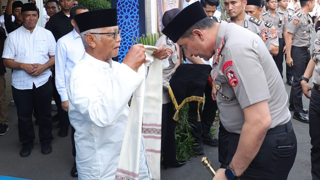 Silaturahmi dengan Ulama se-Jatim, Kapolri Ajak Perkuat Sinergi Jaga Kamtibmas