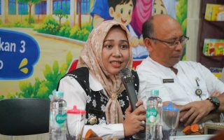 Ning Ita Ajak Orang Tua Dampingi Anak, Pendidikan Jadi Kunci Masa Depan Lebih Baik