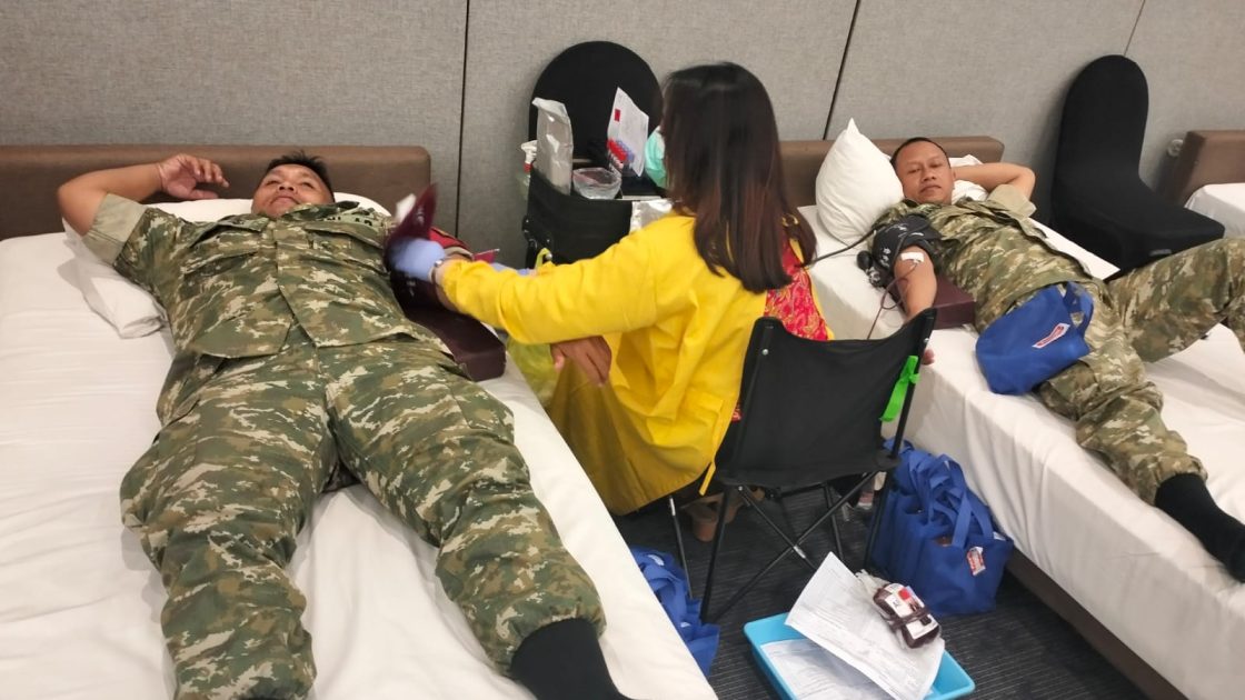 Wujud Kepedulian Kemanusiaan, Kodim 0815/Mojokerto Bersama PMI dan Ayola Gelar Donor Darah