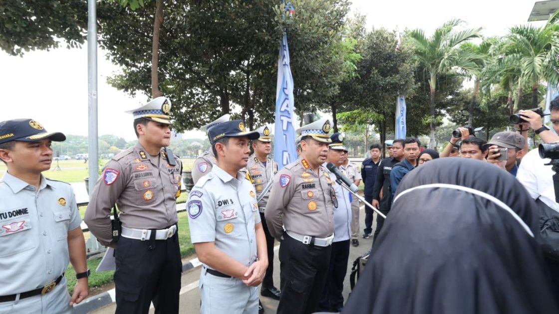 Operasi Patuh Semeru 2026: Polda Jatim Fokus Edukasi Tertib Berkendara Demi Keselamatan di Jalan Raya